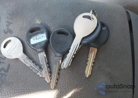 2001 Dodge Dakota Slt/Sport z USA, uszkodzony, nr VIN 1B7GL22X81S136040